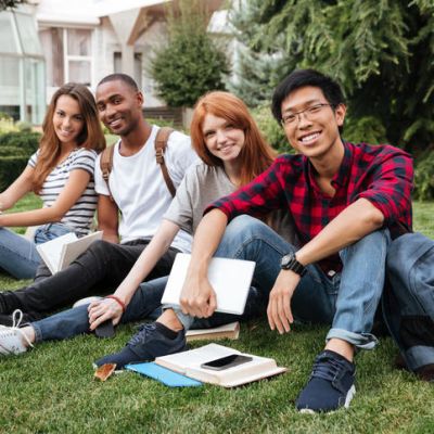 étudiants doctorants écoles d'été